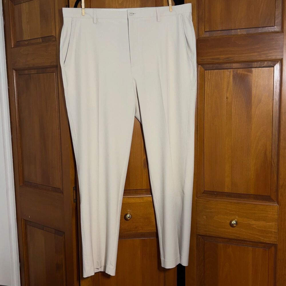 FJ FootJoy Men's Light Tan Golf Pants 42x32 Stretch Poly Spandex
